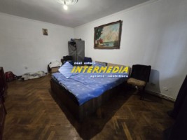 apartament-4-camere-90-mp-cu-garaj-si-pivnita-decomandat-3