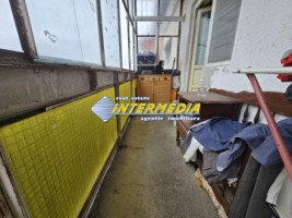 apartament-4-camere-90-mp-cu-garaj-si-pivnita-decomandat-6