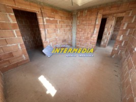 casa-noua-la-rosu-de-vanzare-cu-teren-900-mp-la-asfalt-4