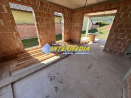 casa-noua-la-rosu-de-vanzare-cu-teren-900-mp-la-asfalt-2