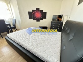 chirie-garsoniera-28-mp-spatioasa-vedere-panoramica-cetate-m-uri-bulevard-mobilata-utilata-complet-6