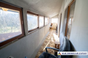 vila-6-camere-teren-3480-mp-in-piatra-stoenesti-arges-30