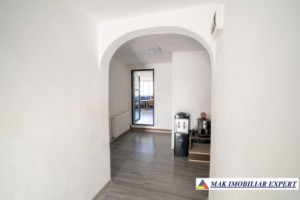 vila-6-camere-teren-3480-mp-in-piatra-stoenesti-arges-32