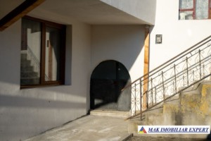 vila-6-camere-teren-3480-mp-in-piatra-stoenesti-arges-35