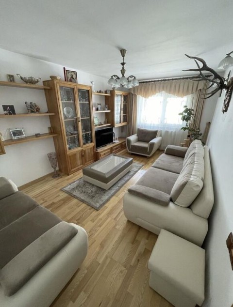 de-vanzare-apartament-2-camere-zona-bucovina-59900-euro-negociabil