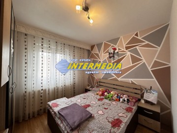 vanzare-apartament-2-camere-cetate-finisat-mobilat-si-utilat-complet-loc-parcare