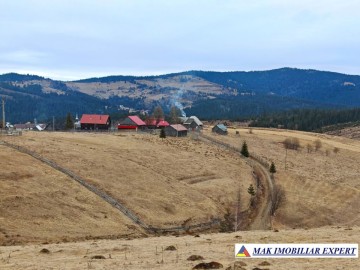 vand-teren-4663-mp-extravilan-in-apuseni-giurcuta-de-sus-belis-fantanele-jud-cluj