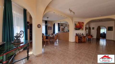 casa-spm-cu-teren-17-ari-zona-bercu-rosu