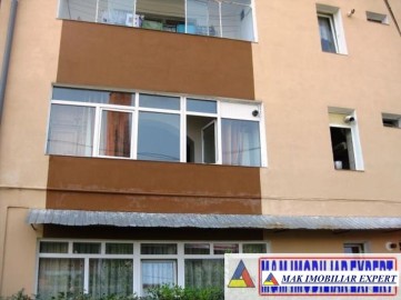 apartament-3-camere-cf-1-et-3-in-centru-campulung-arges