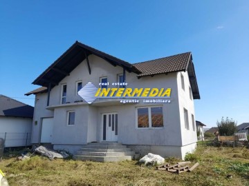 casa-de-vanzare-in-alba-iulia-la-gri-cu-teren-aferent-480-mp