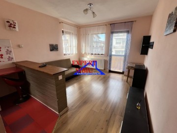 inchiriez-apartament-2-camere-decomandatrenovat-zona-strand