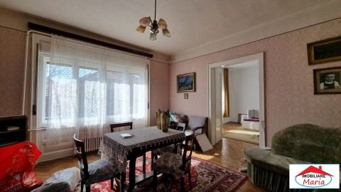 casa-cu-teren-421-mp-zona-titulescu