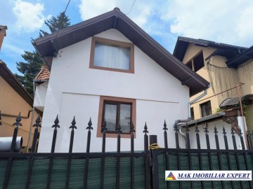 vila-6-camere-teren-200-mp-in-centru-campulung-muscel-arges