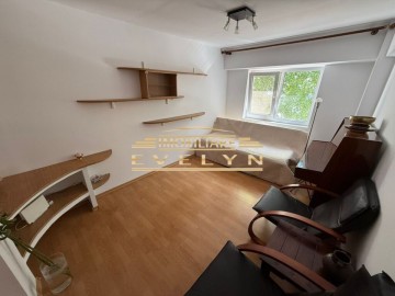 apartament-4-camere-transformat-din-3-etaj-1-zona-scoala-nr-6-str-bucovina