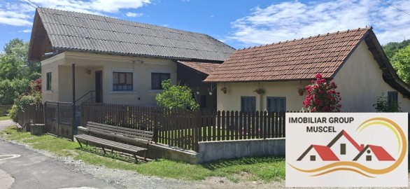 vanzare-doua-corpuri-de-case-in-vacarea-com-mihaesti-intr-o-zona-linistita-cu-teren-1500-mp-la-pretul-de-69000-euro-negociabil