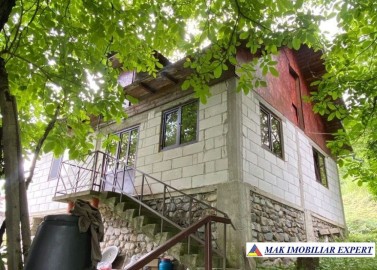 casa-3-camere-teren-772-mp-de-vanzare-in-nucsoara-arges
