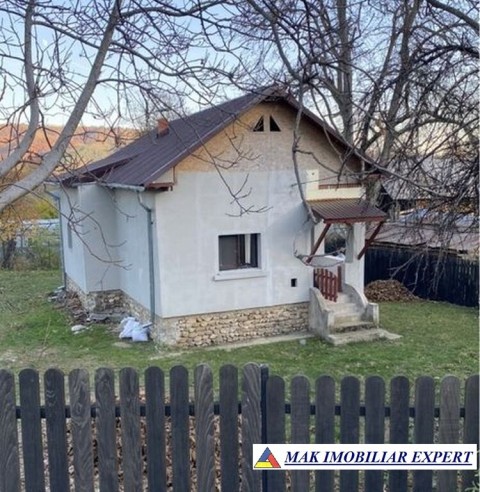 vand-casa-2-camere-teren-832-in-pietrosani-domnesti-arges