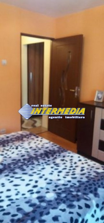 apartament-3-camere-de-vanzare-cetate-ultracentral-57800-euro-5