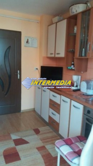 apartament-3-camere-de-vanzare-cetate-ultracentral-57800-euro-7