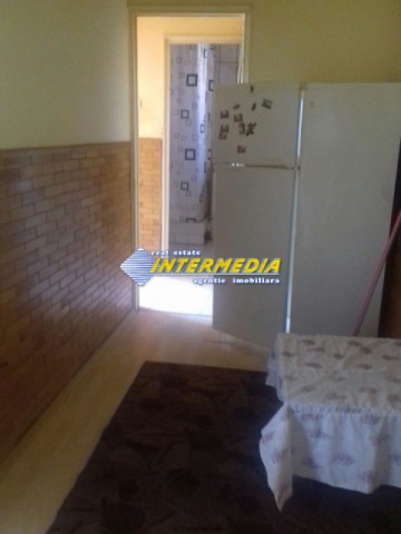 apartament-2-camere-de-vanzare-cetate-zona-mercur-9