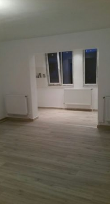 vand-apartament-de-3-camere-in-cetate-zona-closca-0