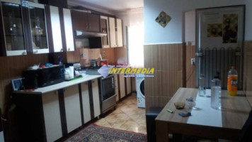 apartament-3-camere-alba-iulia-zona-cetate-1