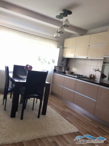 apartament-cu-2-camere-zona-rfn-2