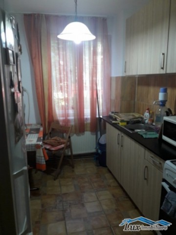 apartament-2-camere-victor-babes-2