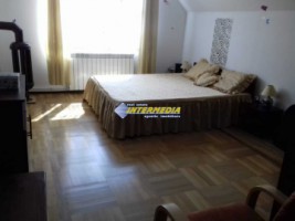 casa-pm-2-corpuri-cladire-cu-300-mp-teren-in-alba-iulia-zona-centrala-11