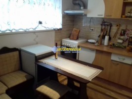 casa-pm-2-corpuri-cladire-cu-300-mp-teren-in-alba-iulia-zona-centrala-13