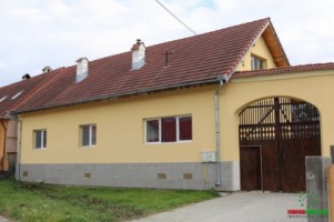 casa-deosebita-de-vanzare-in-comuna-carta-jud-sibiu-0