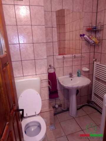 apartament-4-camere-de-inchiriat-in-sibiu-cartier-v-aaron-7