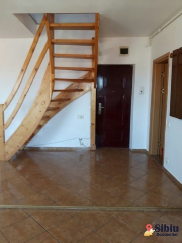 apartament-3-camere-de-vanzare-in-zona-vasile-aron-5