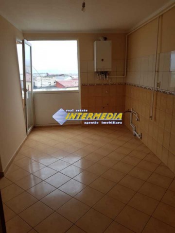 apartament-3-camere-si-living-de-vanzare-bloc-nou-alba-iulia-cetate-1