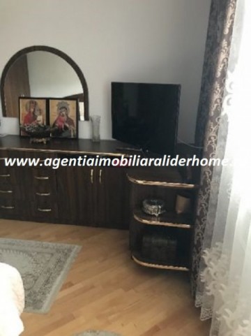 apartament-4-camere-decomandat-zona-bucovina