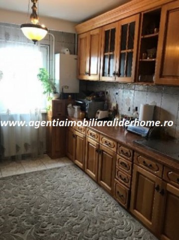 apartament-4-camere-decomandat-zona-bucovina-6