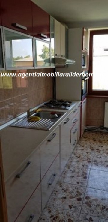 apartament-3-camere-decomandat-zona-spital-mavromati-1