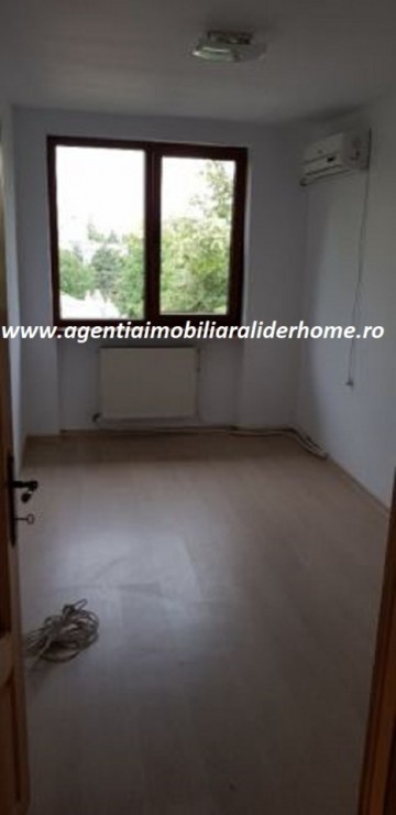 apartament-3-camere-decomandat-zona-spital-mavromati-5