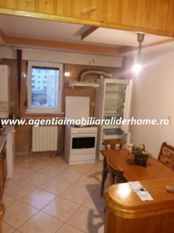 apartament-2-camere-decomandat-zona-stejari-1