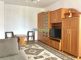 apartament-3-camere-de-inchiriat-centru-0