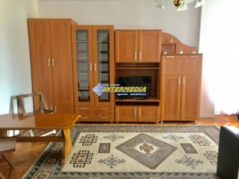 apartament-3-camere-de-inchiriat-centru-15