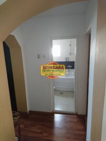 apartament-4-camere-zona-pacea-etaj-2-1