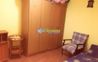 inchiriere-apartament-cu-2-camere-mobilat-cetate-etaj-1-2