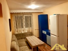 vand-apartament-3-camere-cetate-3