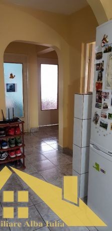 apartament-4-camere-cetate-1