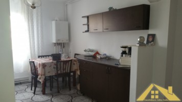 apartament-2-camere-decomandat-in-ampoi-2-2