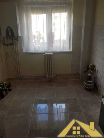 apartament-2-camere-cu-balcon-cetate-3