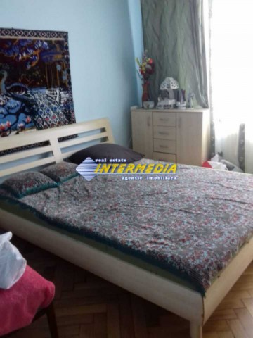 apartament-3-camere-in-alba-iulia-zona-cetate-2