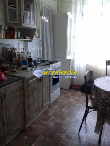 apartament-3-camere-in-alba-iulia-zona-cetate-4