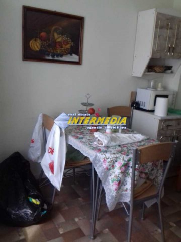 apartament-3-camere-in-alba-iulia-zona-cetate-5